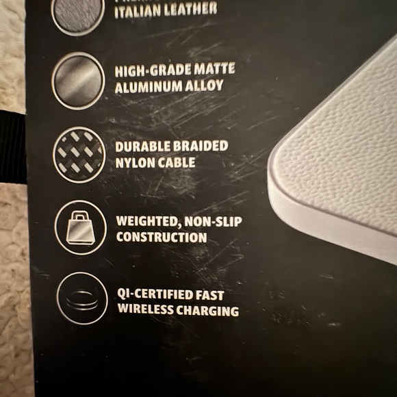 Designer Charger Courant Catch 1 (no more messy ugly chargers!) New in Box - Picture 4 of 5